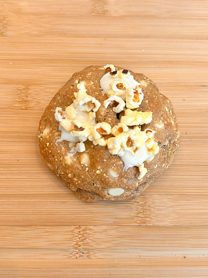 Butter Me Up (Movie Theater Popcorn Cookie)
