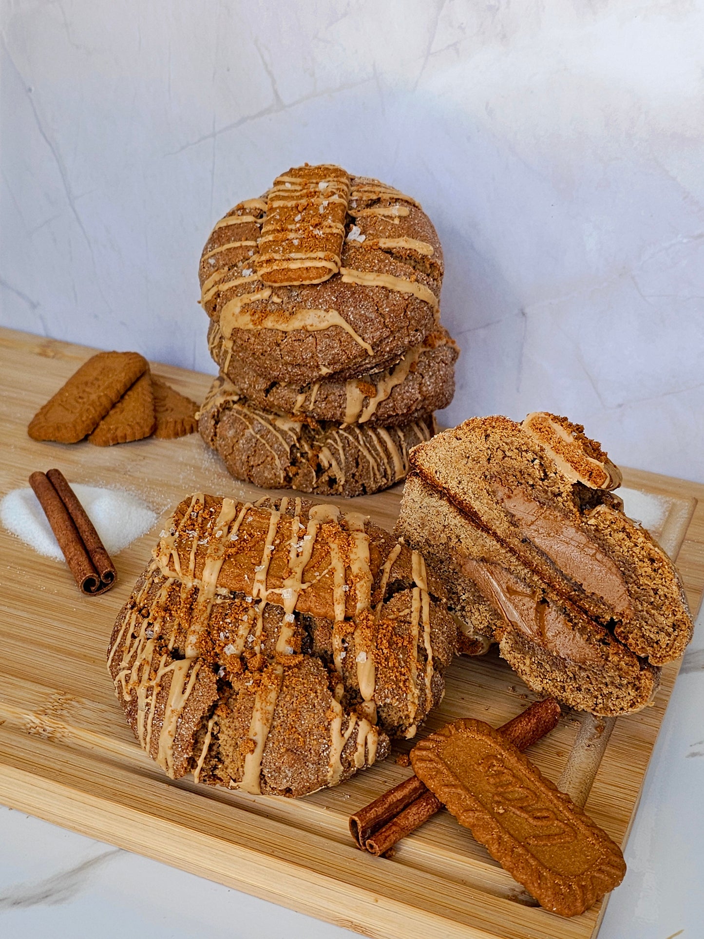 Dirty Doodle (Snickerdoodle Biscoff Cookie)
