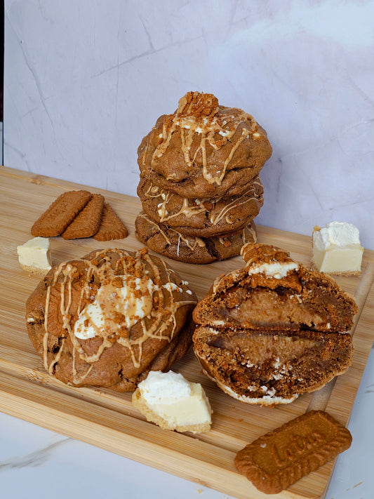 Lotus Kiss (Biscoff Cookie)
